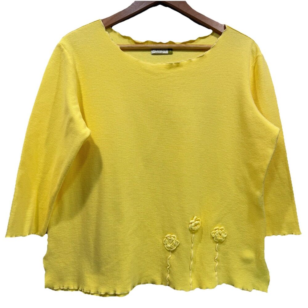 CHALET Women's Size L Waffle Knit Cauliflower Accent Made In USA Yellow Top